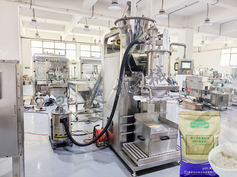 南京全脂乳粉稱重包裝機(jī)強(qiáng)勢(shì)登場(chǎng)，滿足5~30kg粉料包裝需求！